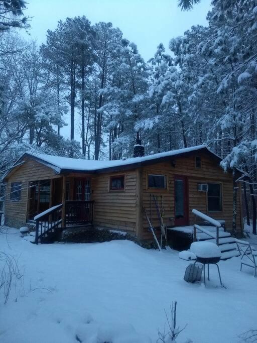 Rustic Quaint Cabin In The Woods--Pets Welcomed Dunnsville ภายนอก รูปภาพ